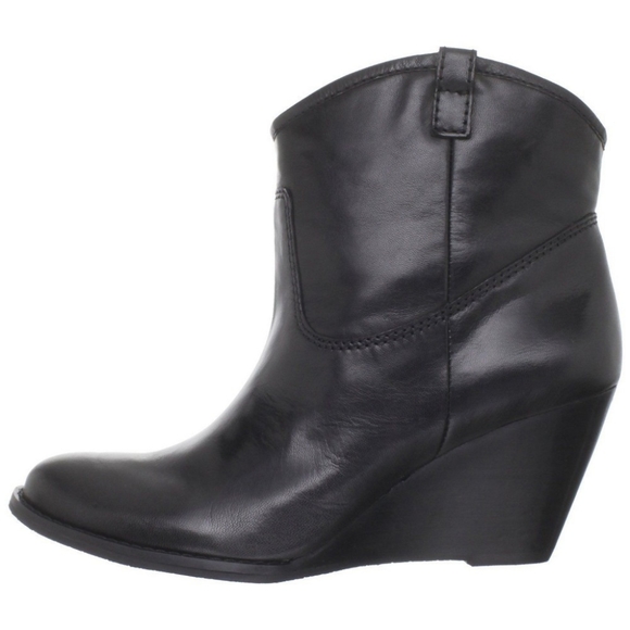 Bandolino Shoes | Bandolino Master Leather Wedge Ankle Boots Booties! | Color: Black | Size: 9 | Anitasfabfinds's Closet